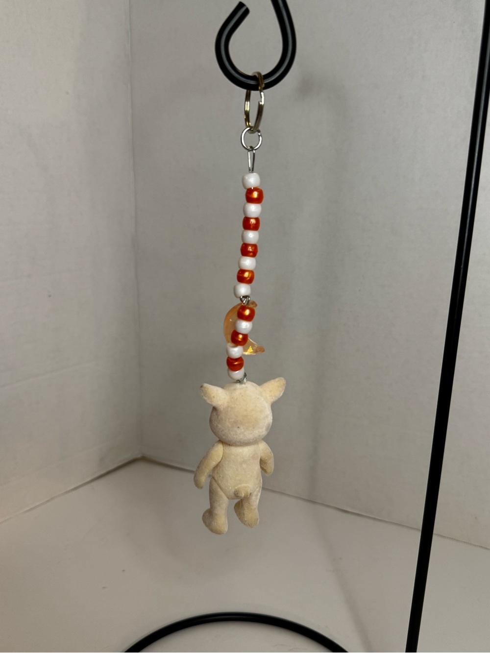 Beige Plush Animal Keychain with Orange Beads and Moon Charm - Picture 4 of 6